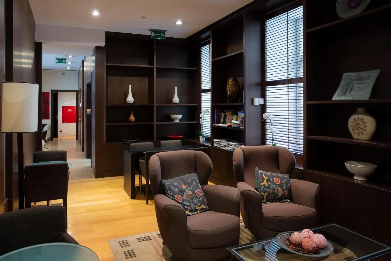 Residence 1898 Warsaw Aparthotel