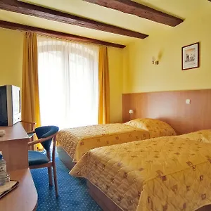 *** Otel Alexander Polonya